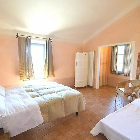 Apartment Sleeps 6 Pool Wifi *